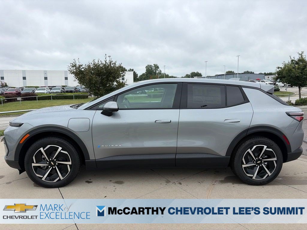 New 2026 Chevrolet Equinox EV LT w/ Comfort Package FWD image 5