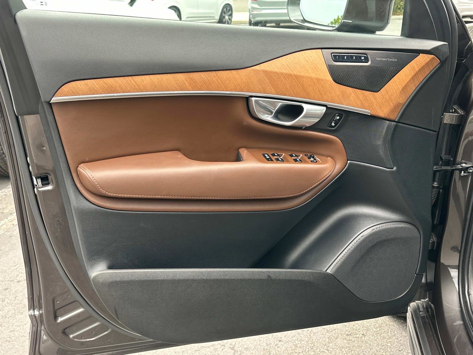 Certified 2024 Volvo XC90 T8 Plus image 15