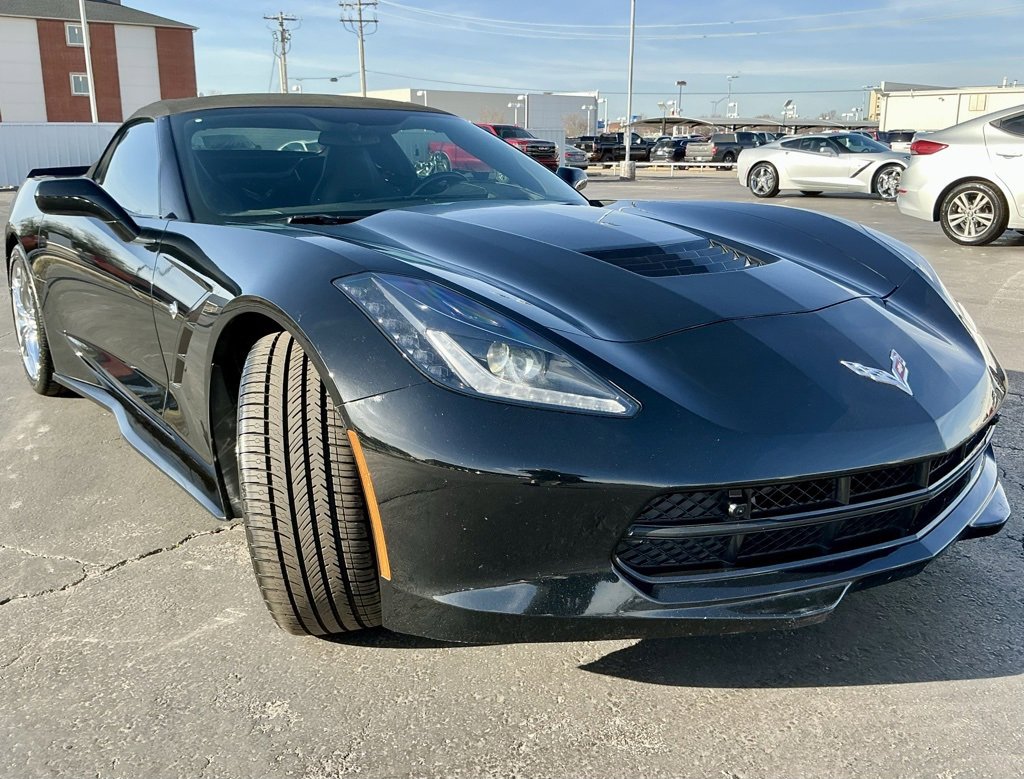 Used 2017 Chevrolet Corvette Stingray Convertible w/ 3LT Preferred Equipment Group image 4