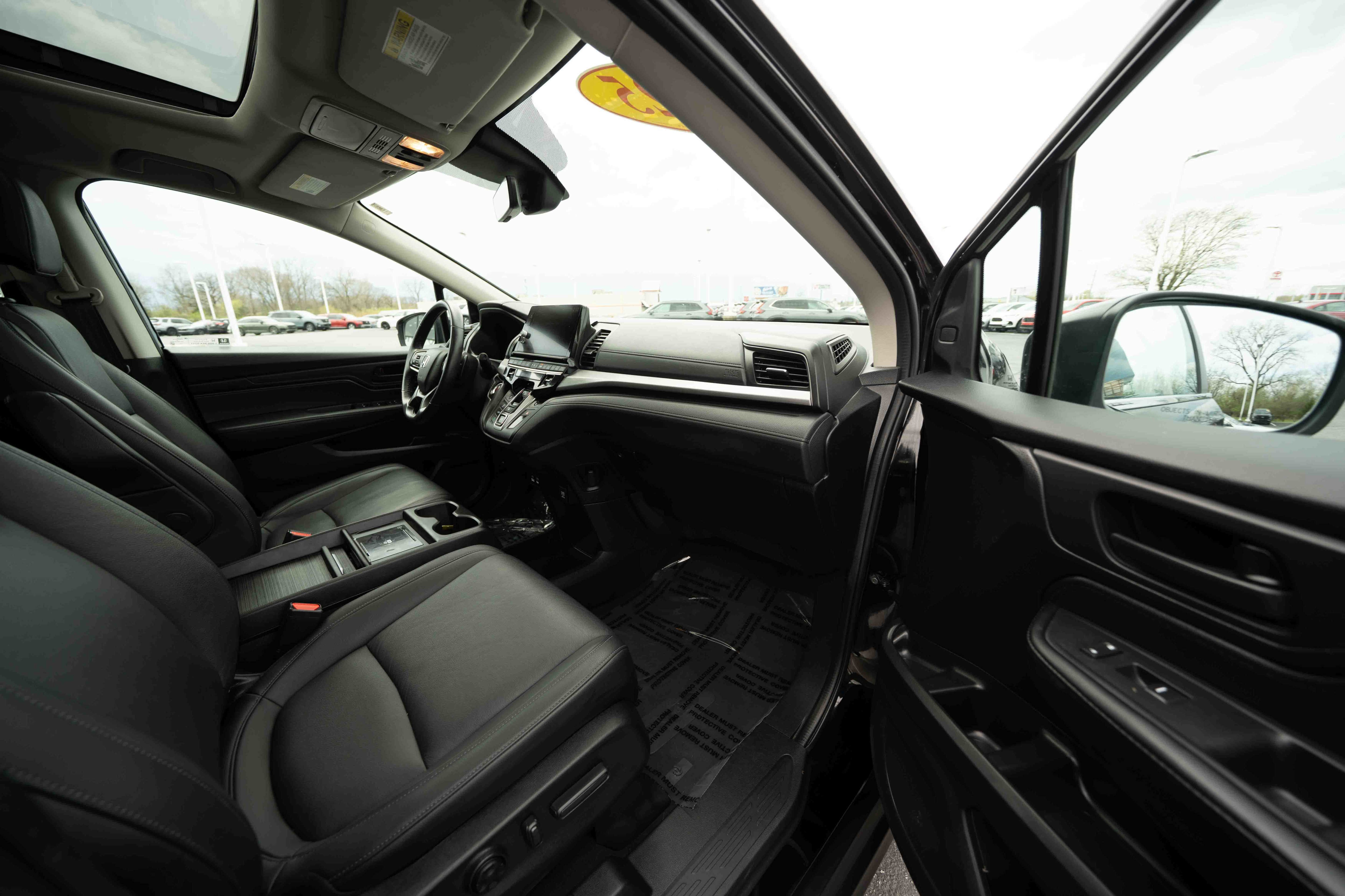 Certified 2025 Honda Odyssey EX-L image 26