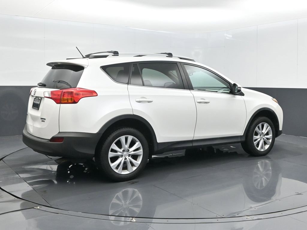 Used 2013 Toyota RAV4 Limited image 22