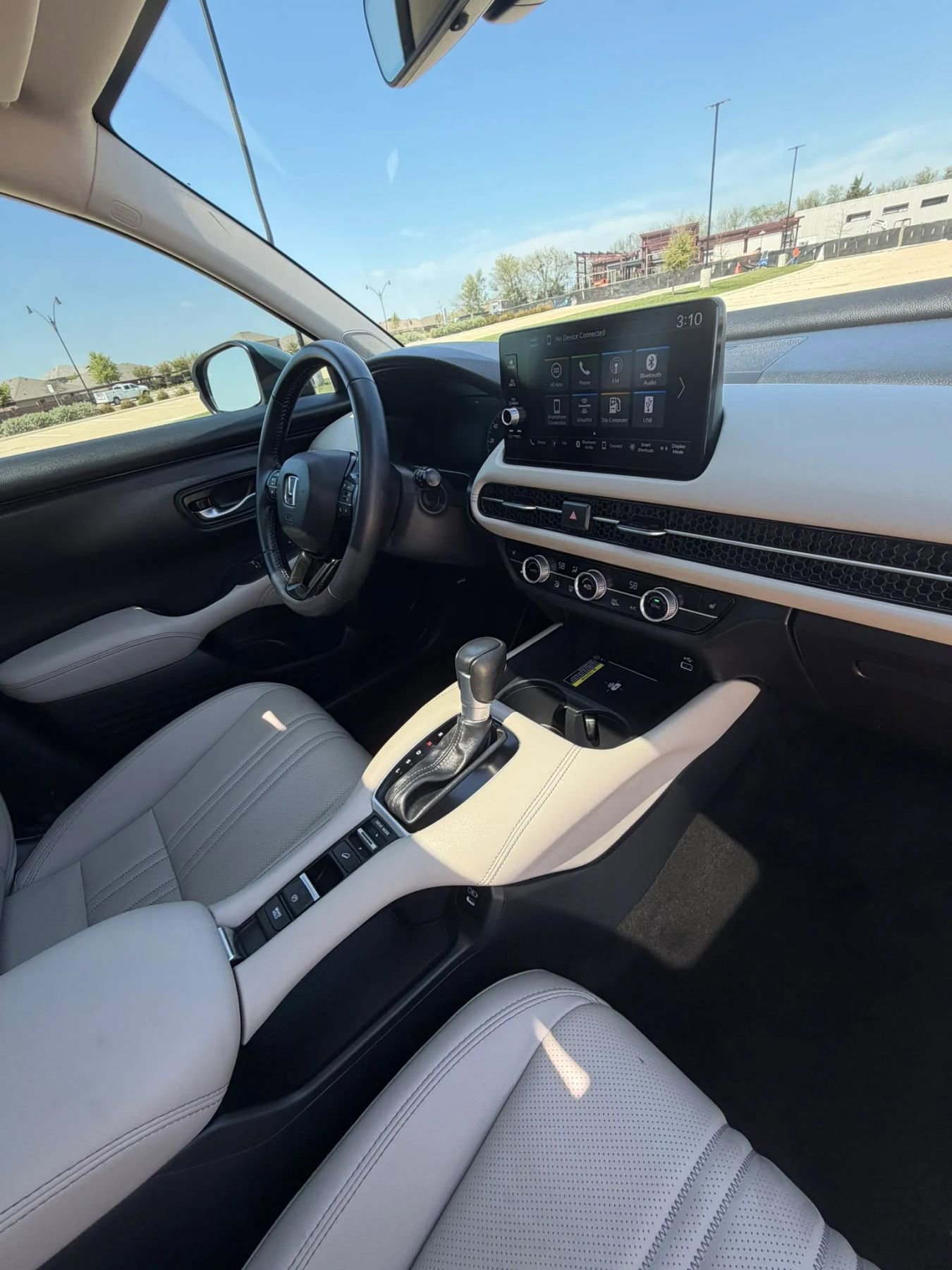 Used 2025 Honda HR-V EX-L image 15