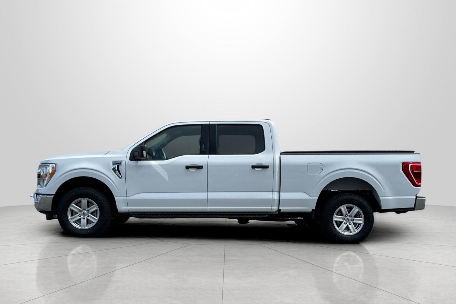 Used 2021 Ford F150 XLT w/ Equipment Group 301A Mid image 8