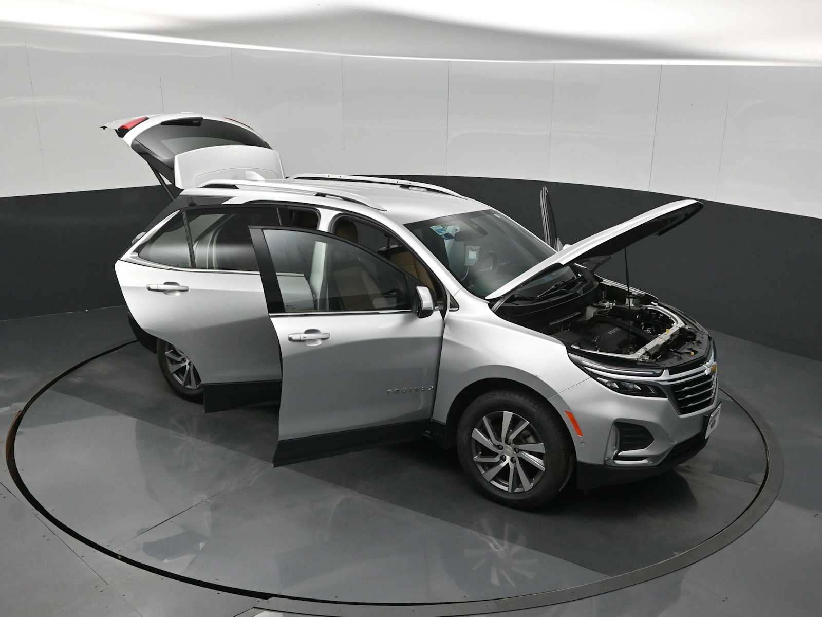 Used 2022 Chevrolet Equinox Premier AWD/4WD image 35