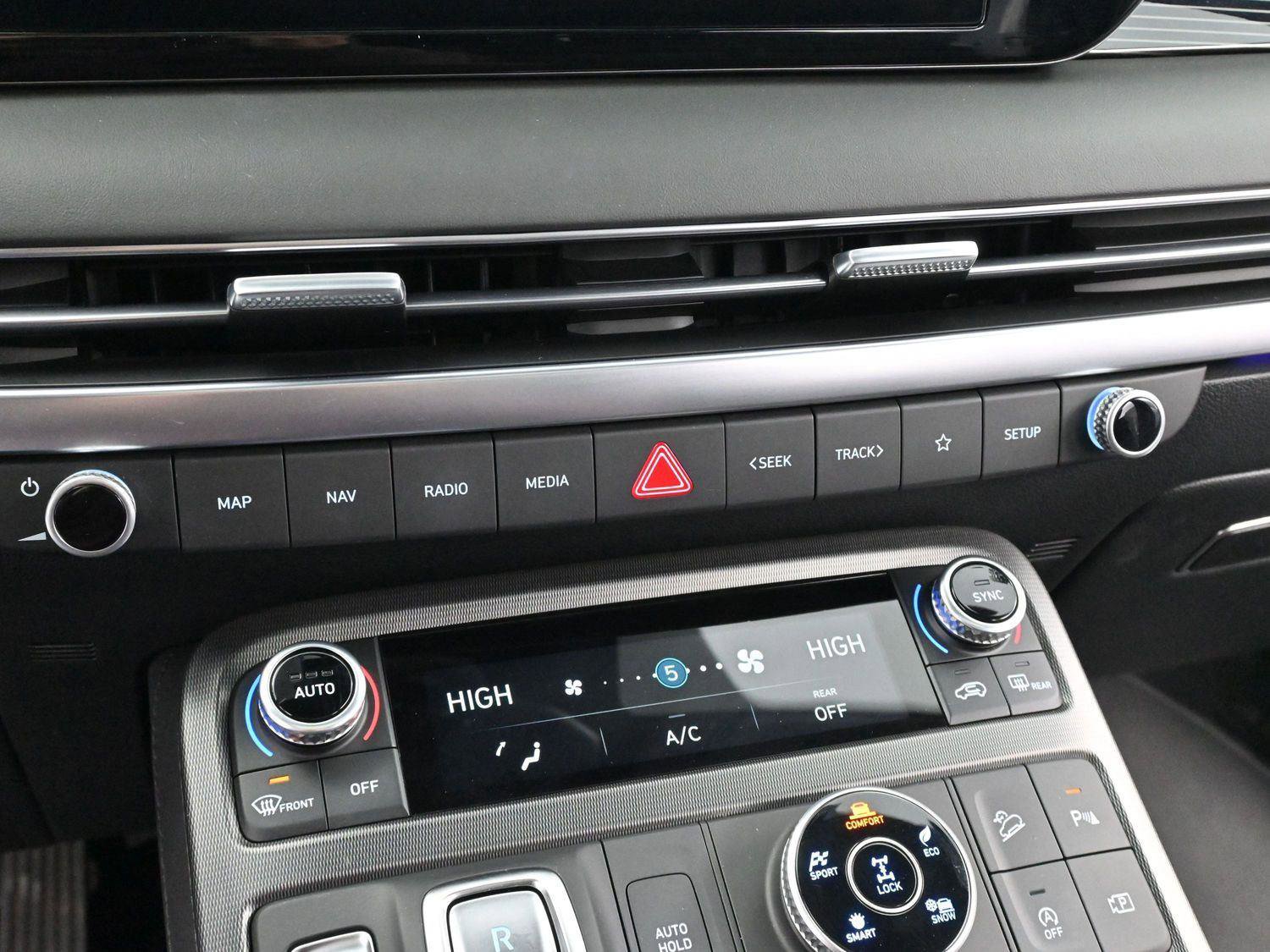 Used 2025 Hyundai Palisade Calligraphy image 28