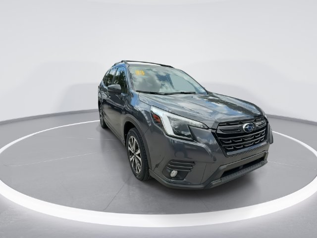 Used 2023 Subaru Forester Limited AWD/4WD image 3