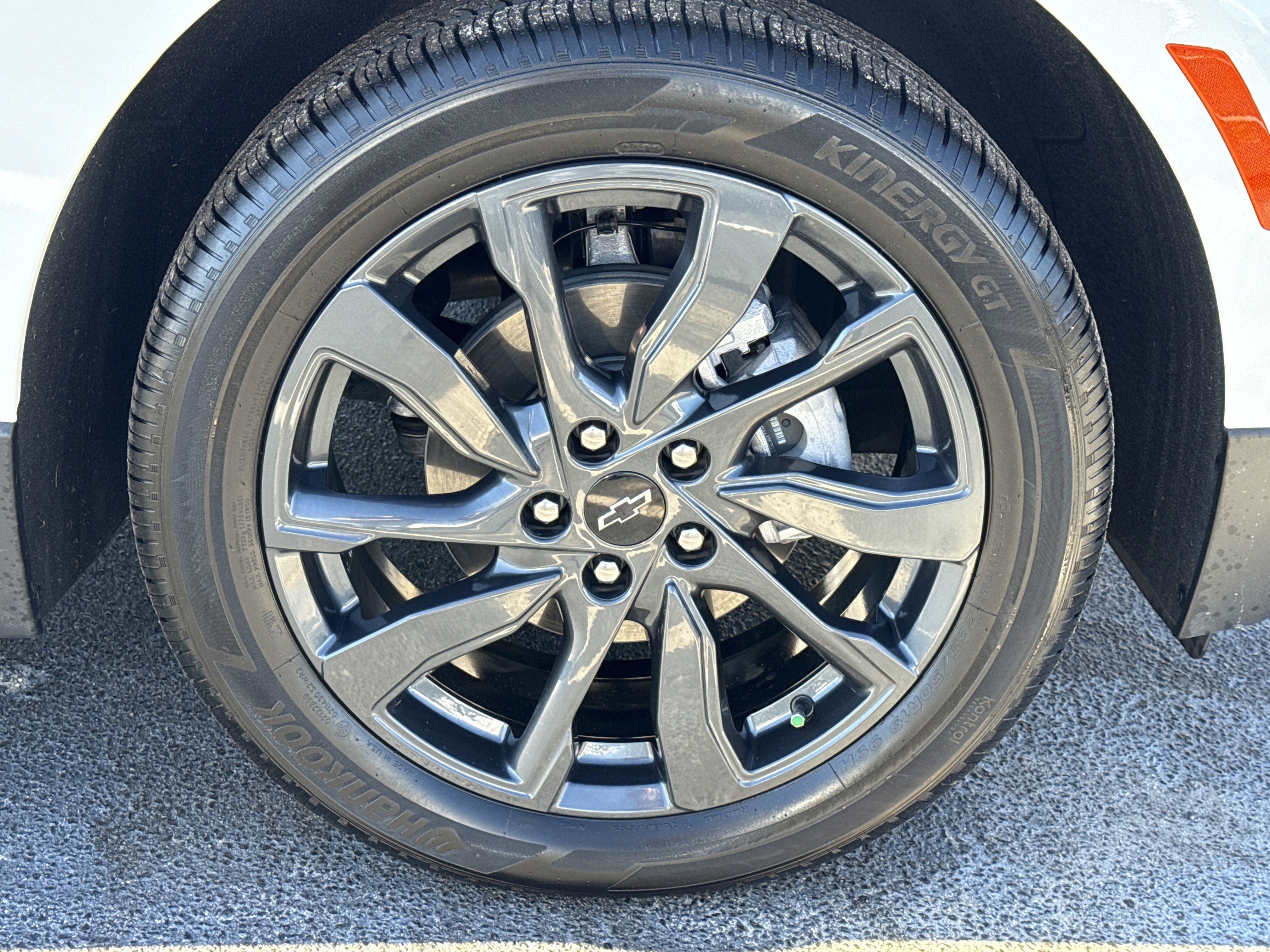 Certified 2024 Chevrolet Equinox RS w/ RS Leather Package image 13