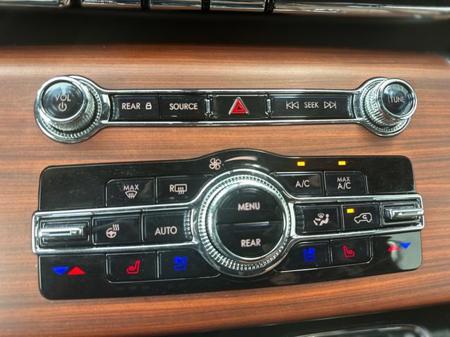 Used 2023 Lincoln Aviator Reserve w/ Equipment Group 201A RWD image 20
