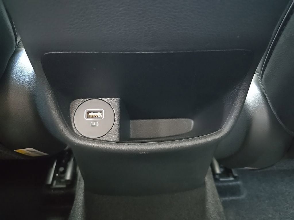 Used 2023 Hyundai Kona Limited w/ Cargo Package AWD/4WD image 32