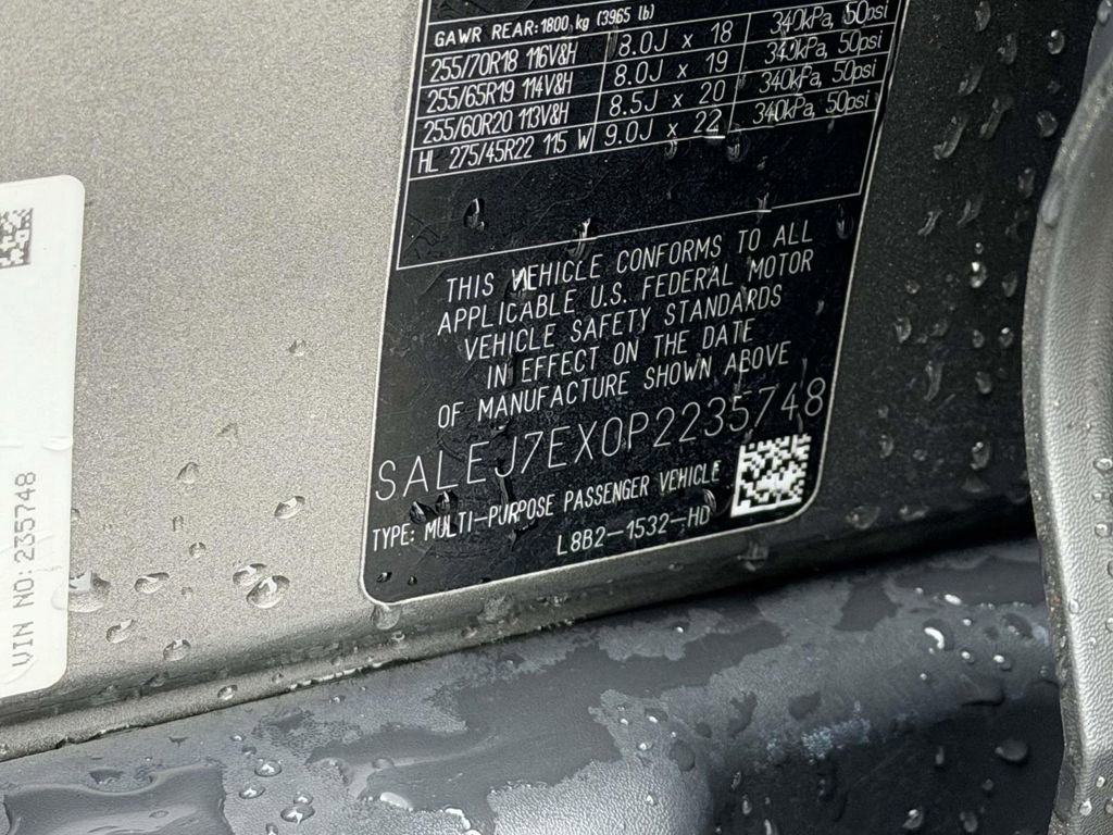 Used 2023 Land Rover Defender 110 S AWD/4WD image 19