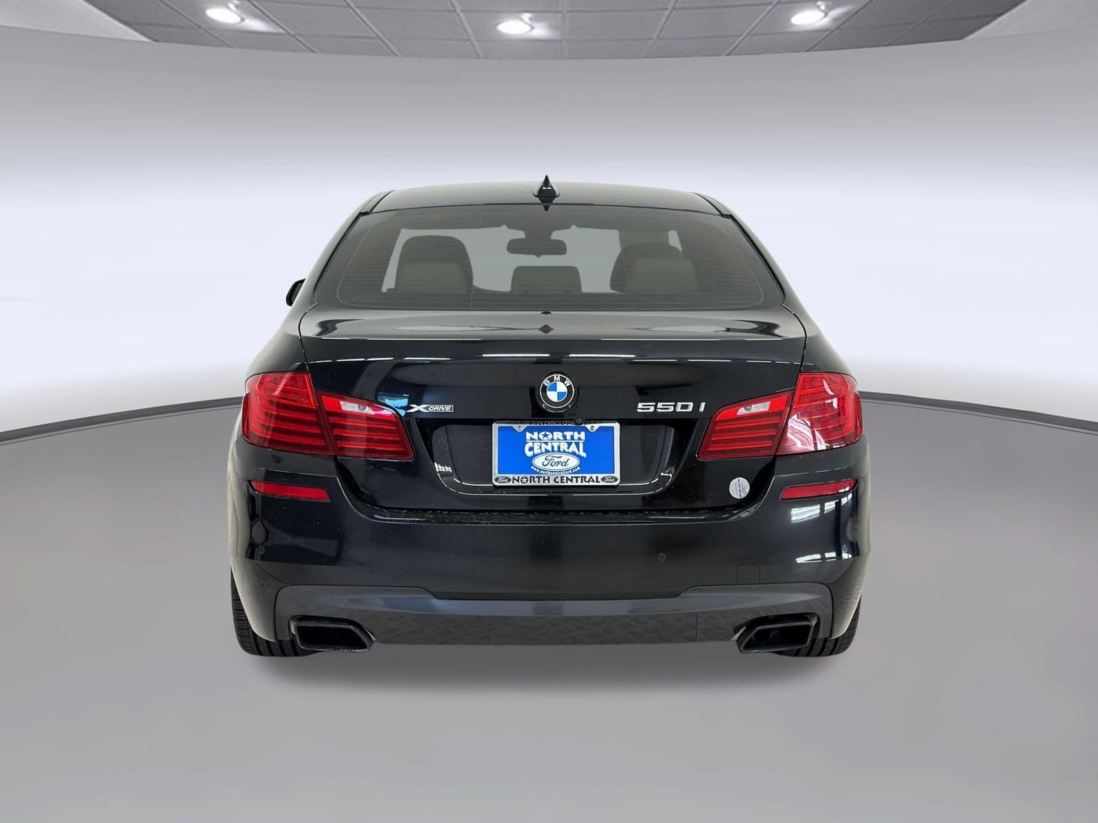 Used 2016 BMW 550i xDrive Sedan AWD/4WD image 10
