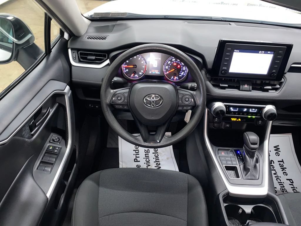 Used 2019 Toyota RAV4 LE AWD/4WD image 23