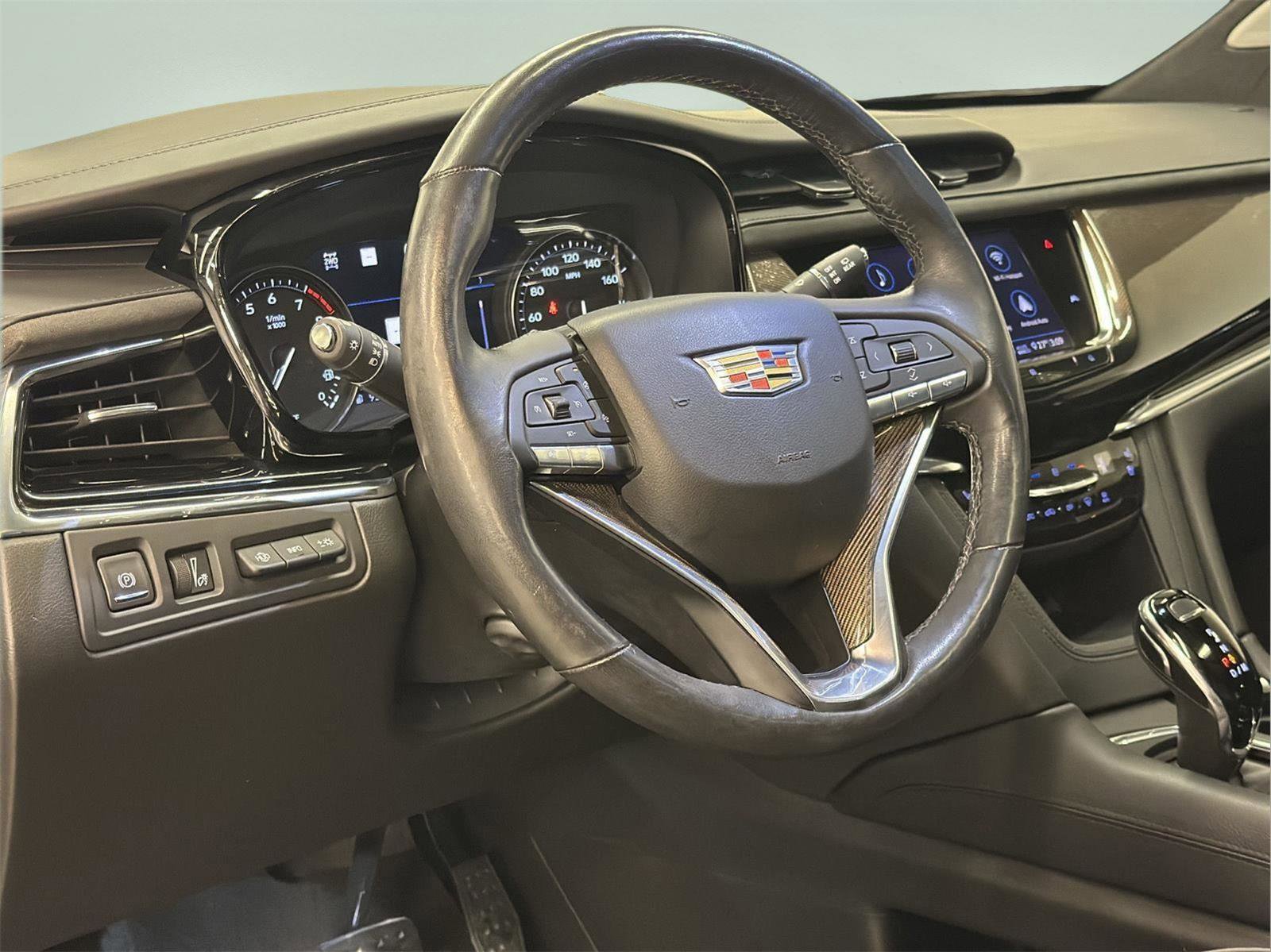 Certified 2020 Cadillac XT6 Premium Luxury w/ Platinum Package image 20