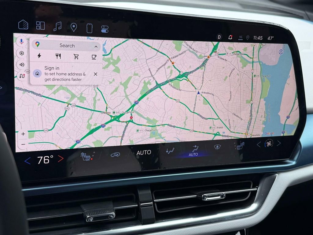 Used 2025 Chevrolet Equinox EV LT image 6