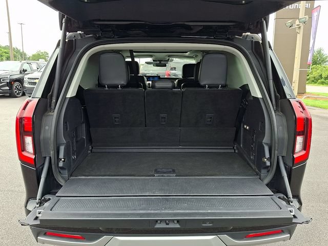 Used 2025 Ford Expedition Platinum AWD/4WD image 25