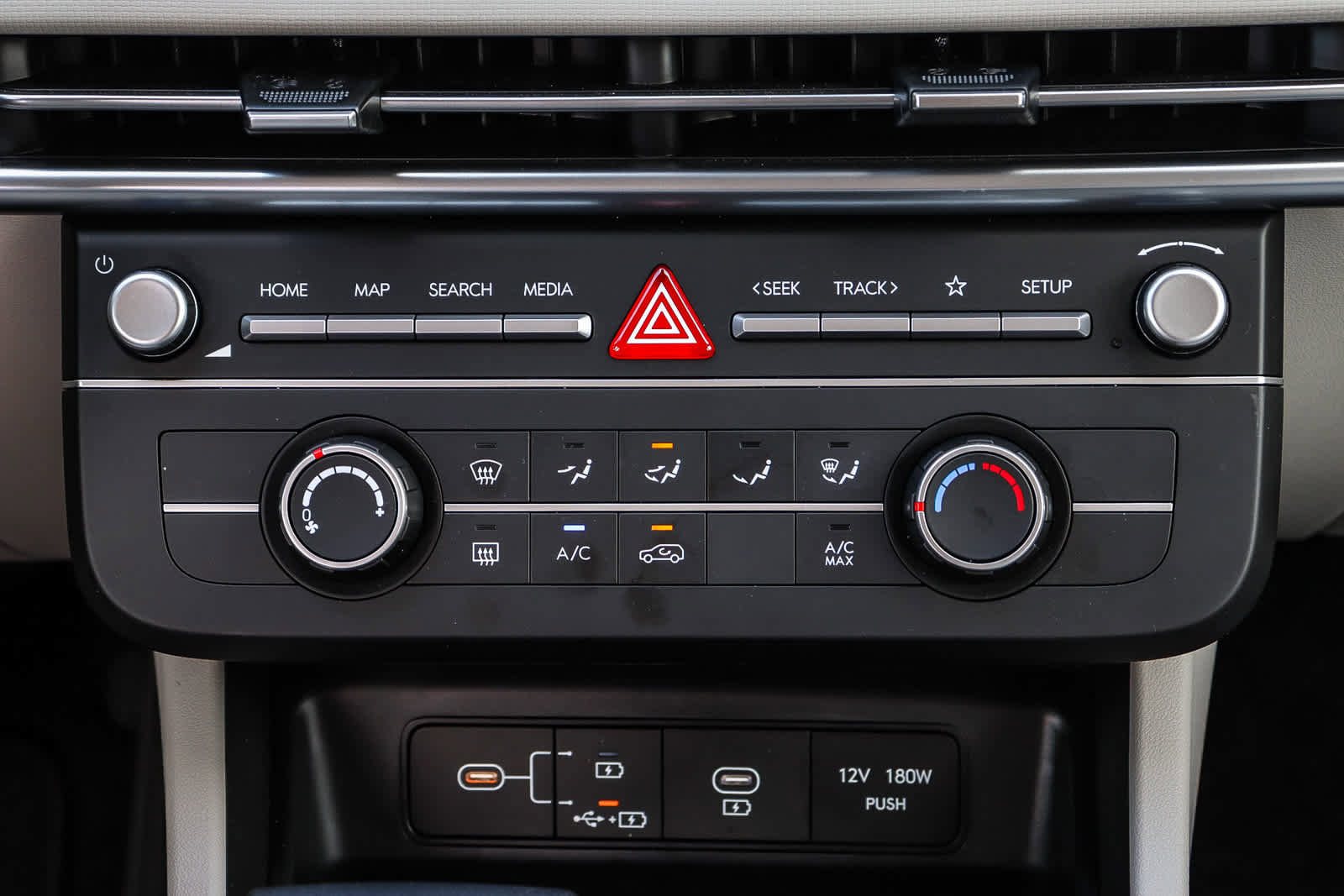 Used 2025 Hyundai Tucson SE FWD image 16
