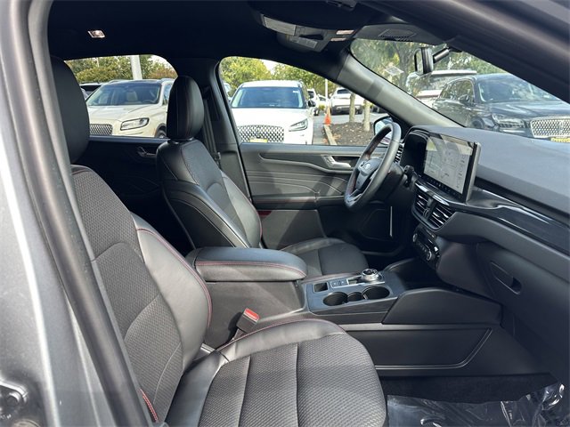 Certified 2024 Ford Escape ST-Line Elite image 34