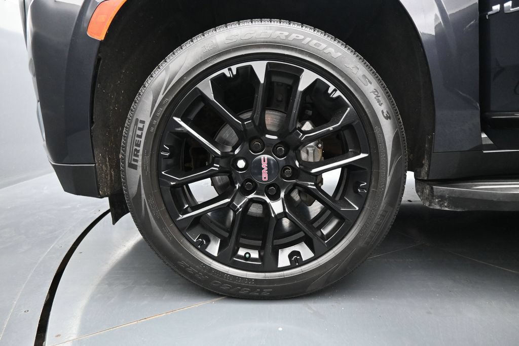 Used 2023 GMC Yukon SLT AWD/4WD image 28