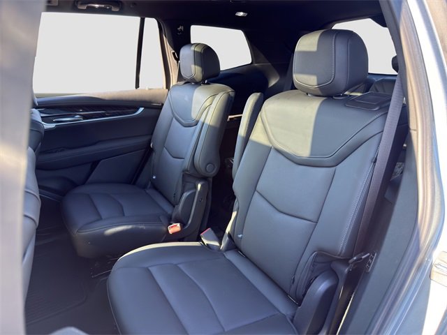 Used 2024 Cadillac XT6 Premium Luxury w/ Technology Package image 13