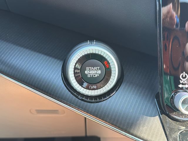 New 2026 Jeep Grand Wagoneer L Summit AWD/4WD image 20