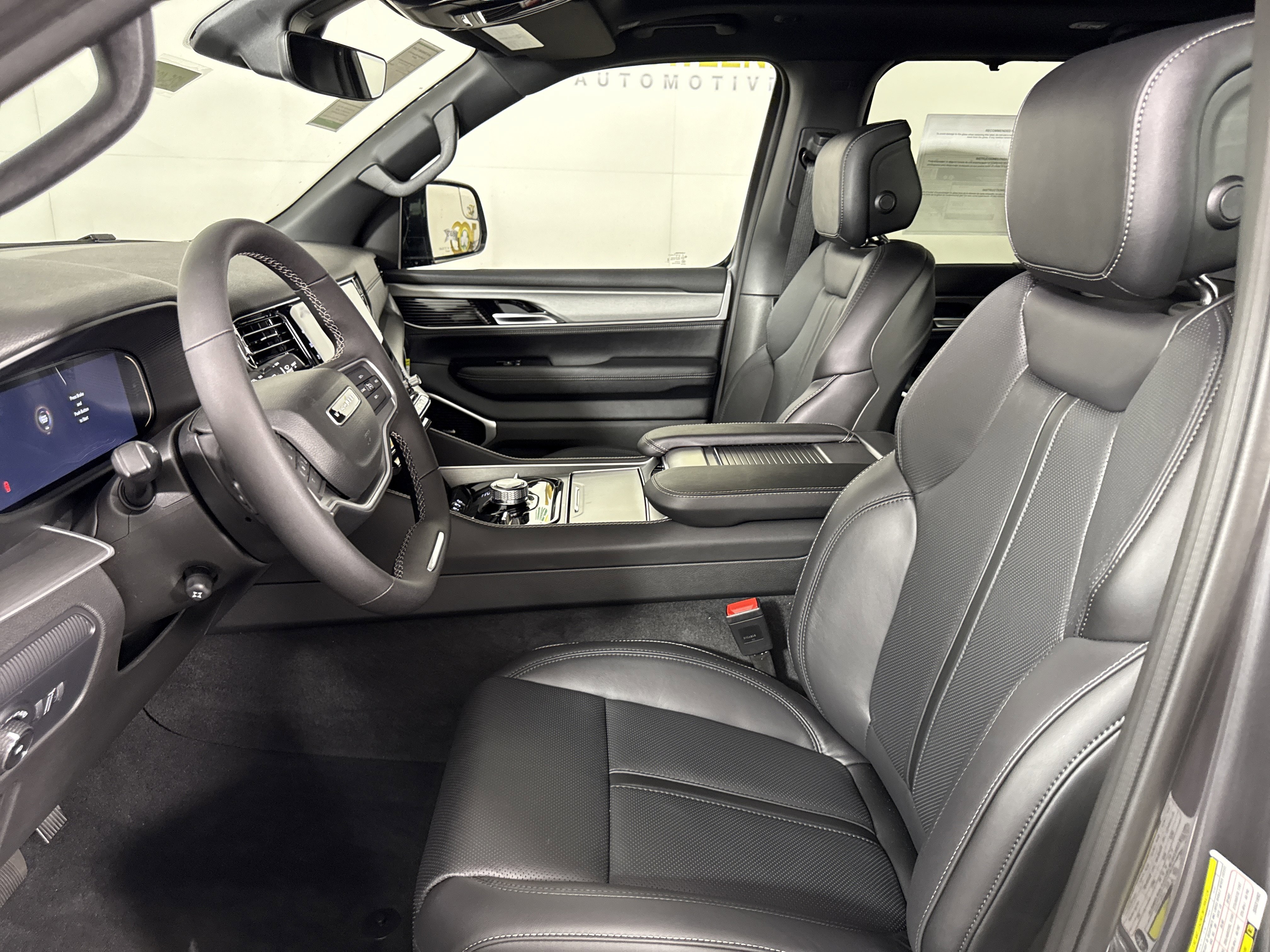 New 2025 Jeep Wagoneer L Series III w/ Quick Order Package 25C Super image 9