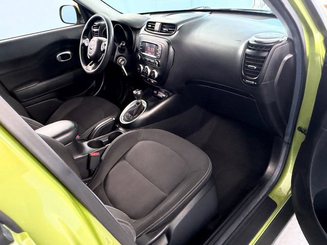 Used 2015 Kia Soul FWD image 15