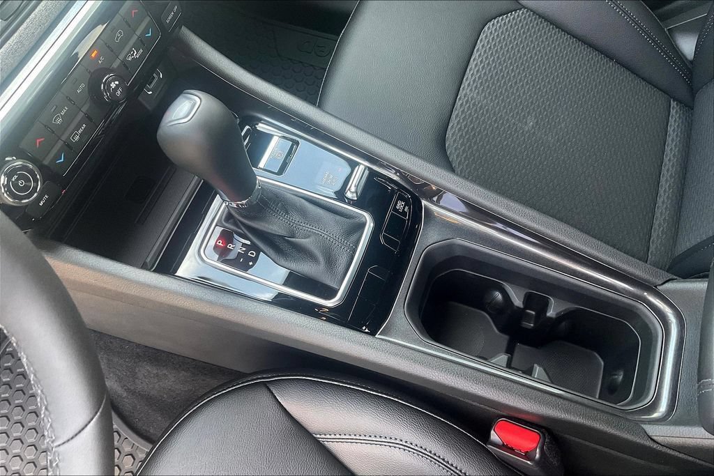 New 2025 Jeep Compass Latitude w/ Convenience Group AWD/4WD image 8