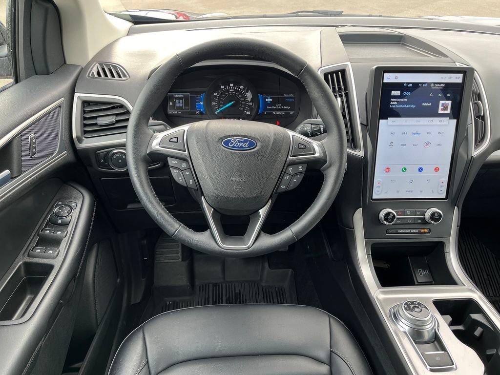 Used 2024 Ford Edge SEL image 19