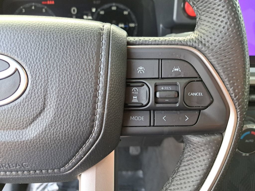 Certified 2024 Toyota Tacoma TRD Off-Road image 19