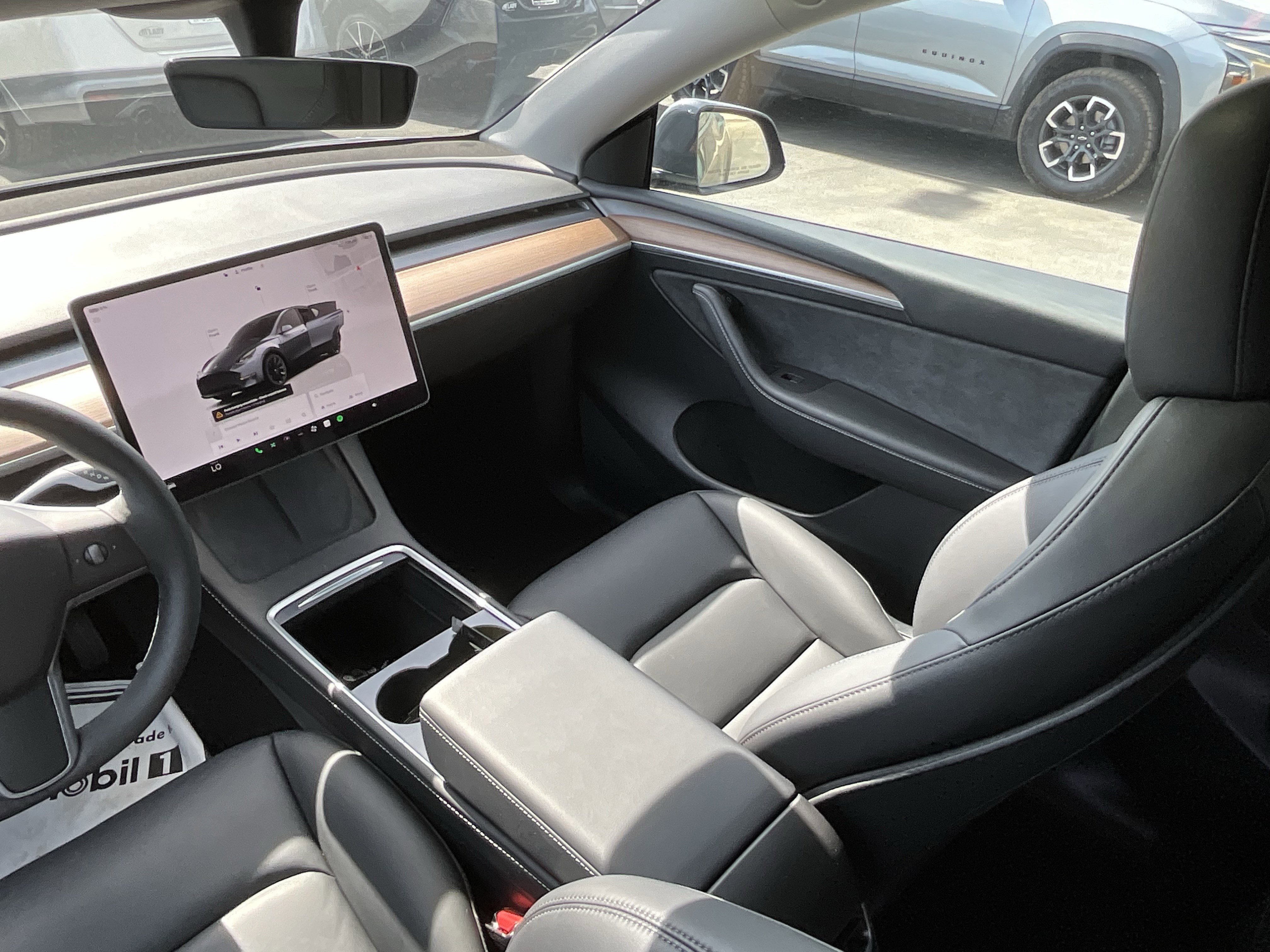 Used 2023 Tesla Model Y Long Range image 21