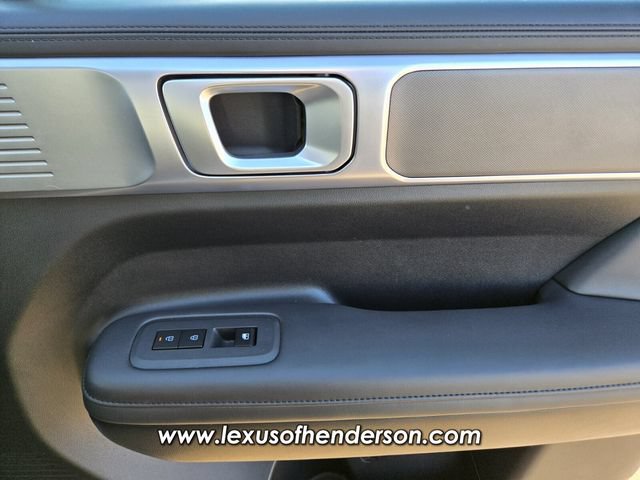 Used 2025 Hyundai Santa Fe SEL AWD/4WD image 18