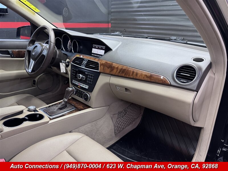 Used 2014 Mercedes-Benz C 250 Sedan image 10
