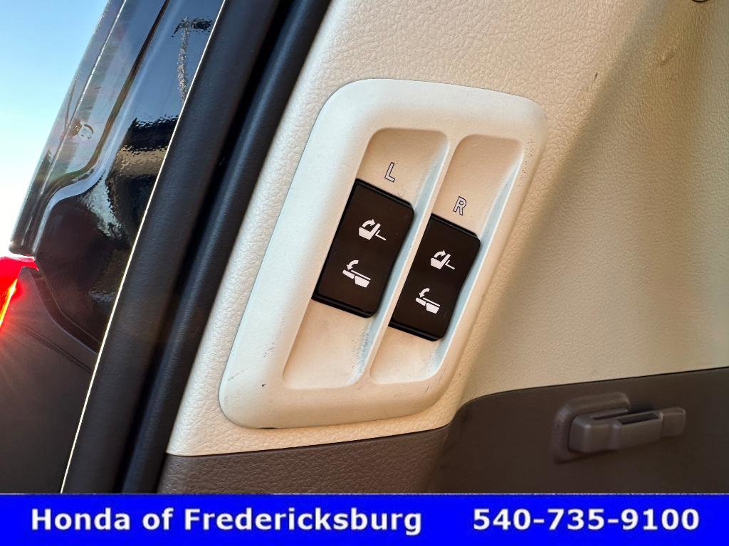 Used 2010 Lexus GX 460 image 39