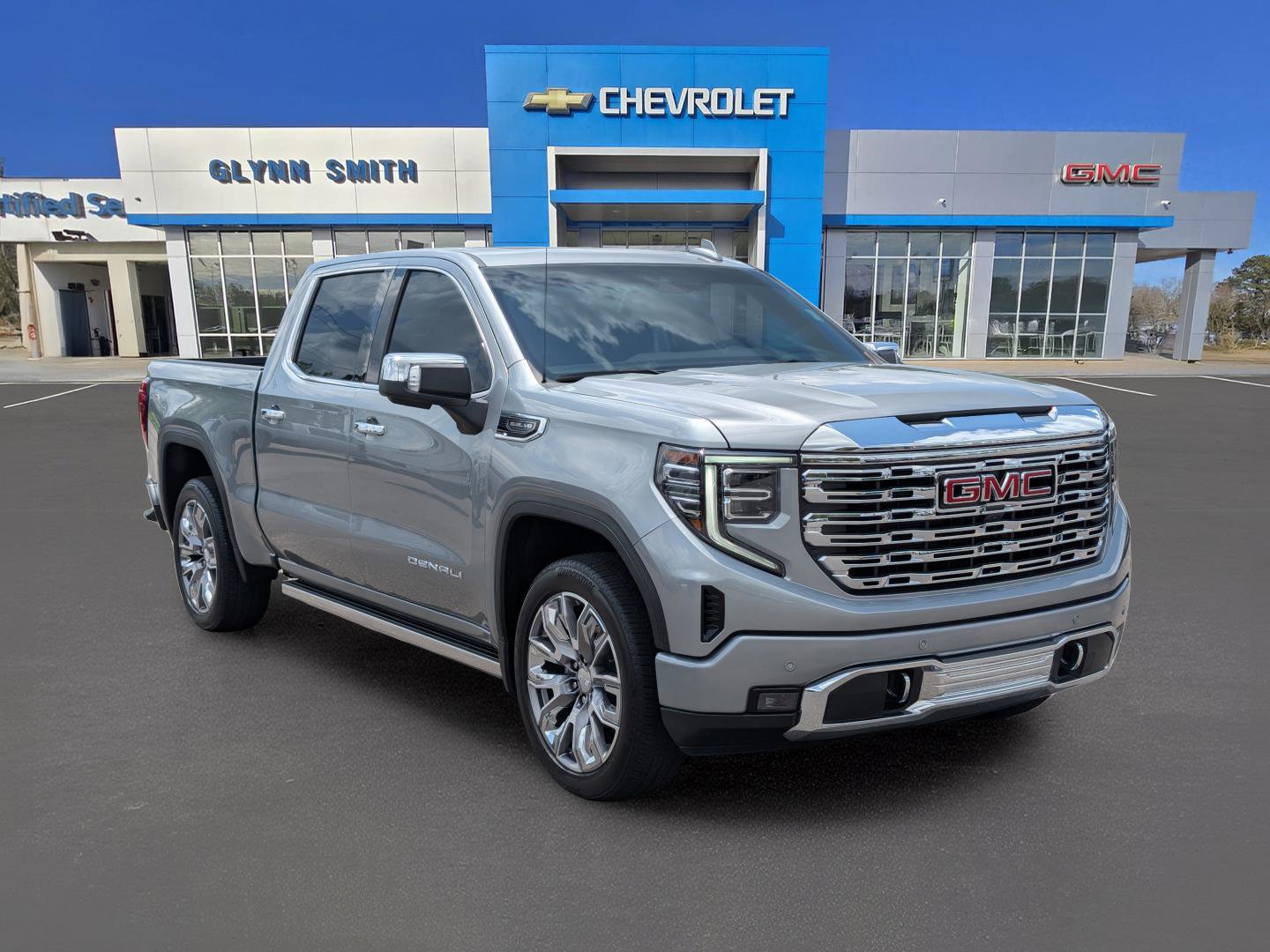 Used 2024 GMC Sierra 1500 Denali w/ Denali Reserve Package image 3