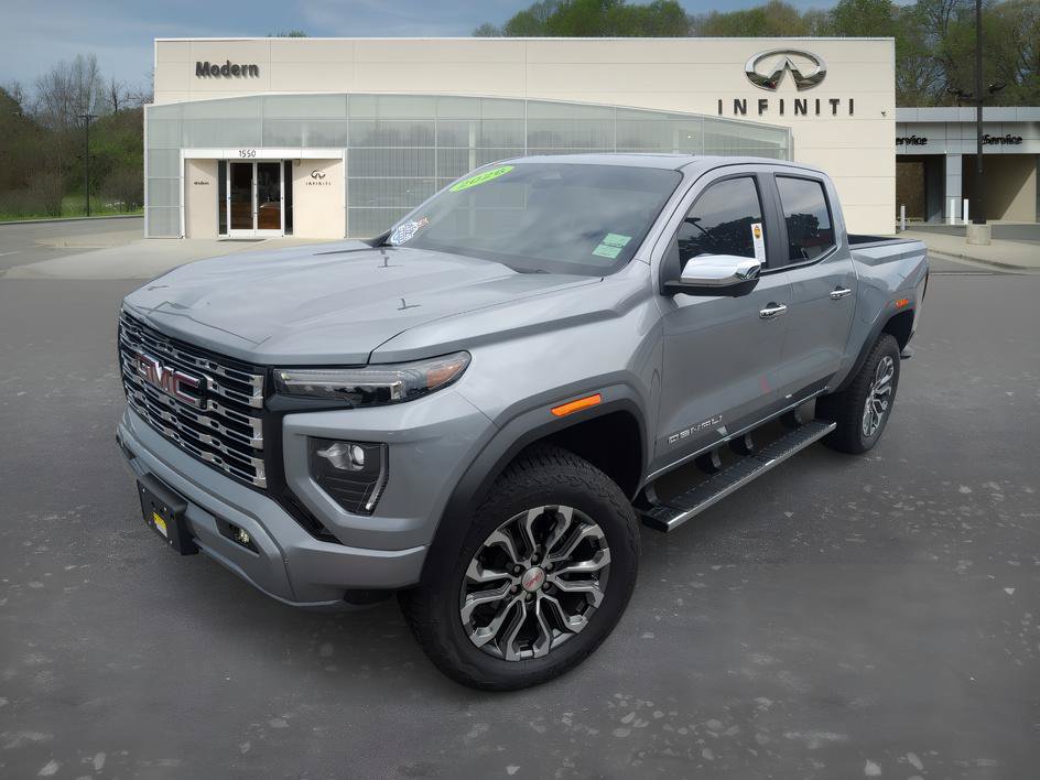 Used 2026 GMC Canyon Denali AWD/4WD image 1