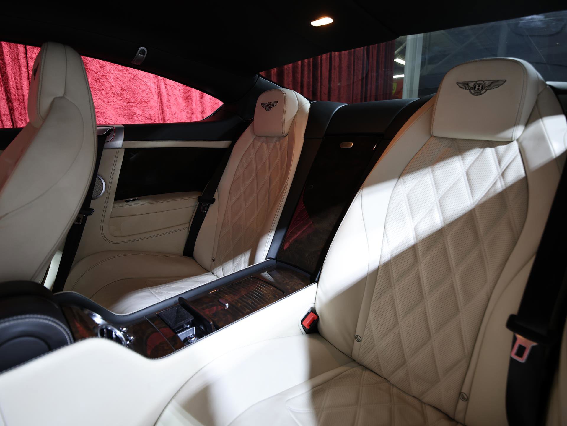 Used 2013 Bentley Continental GT image 14