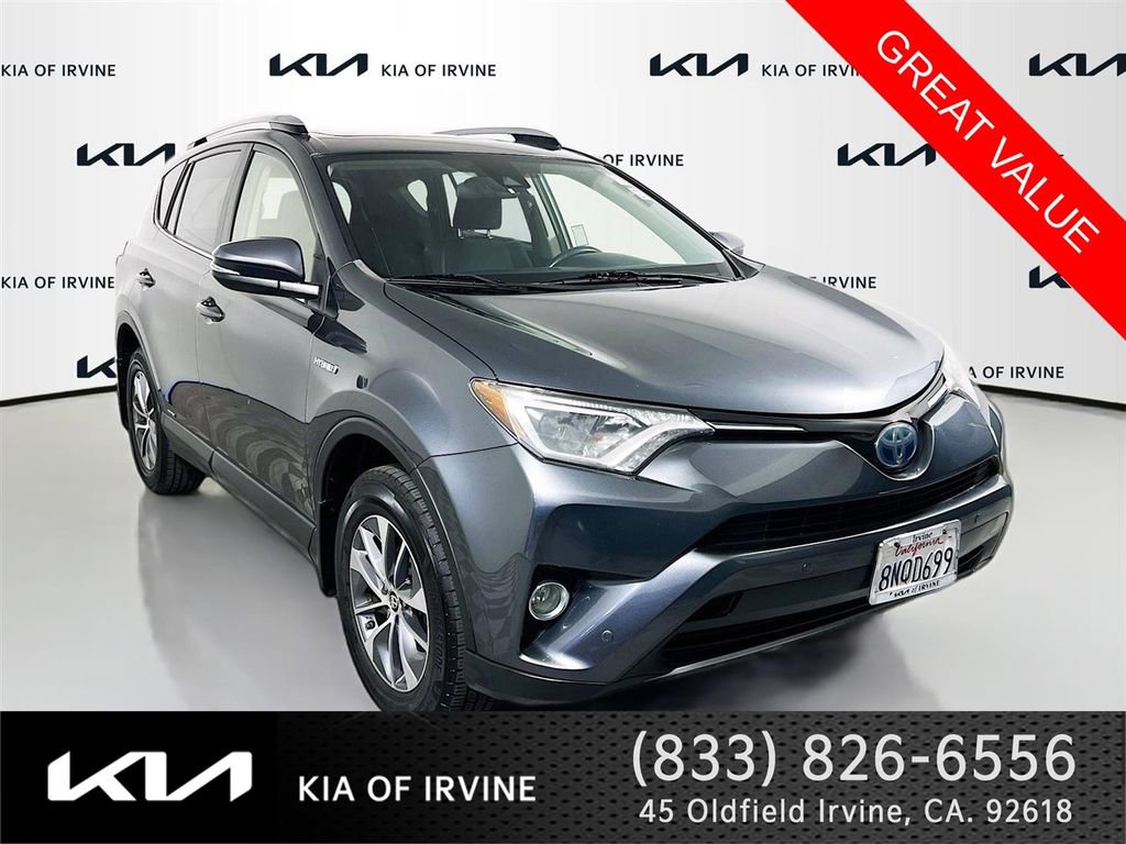 Used 2017 Toyota RAV4 XLE w/ Convenience Package image 1