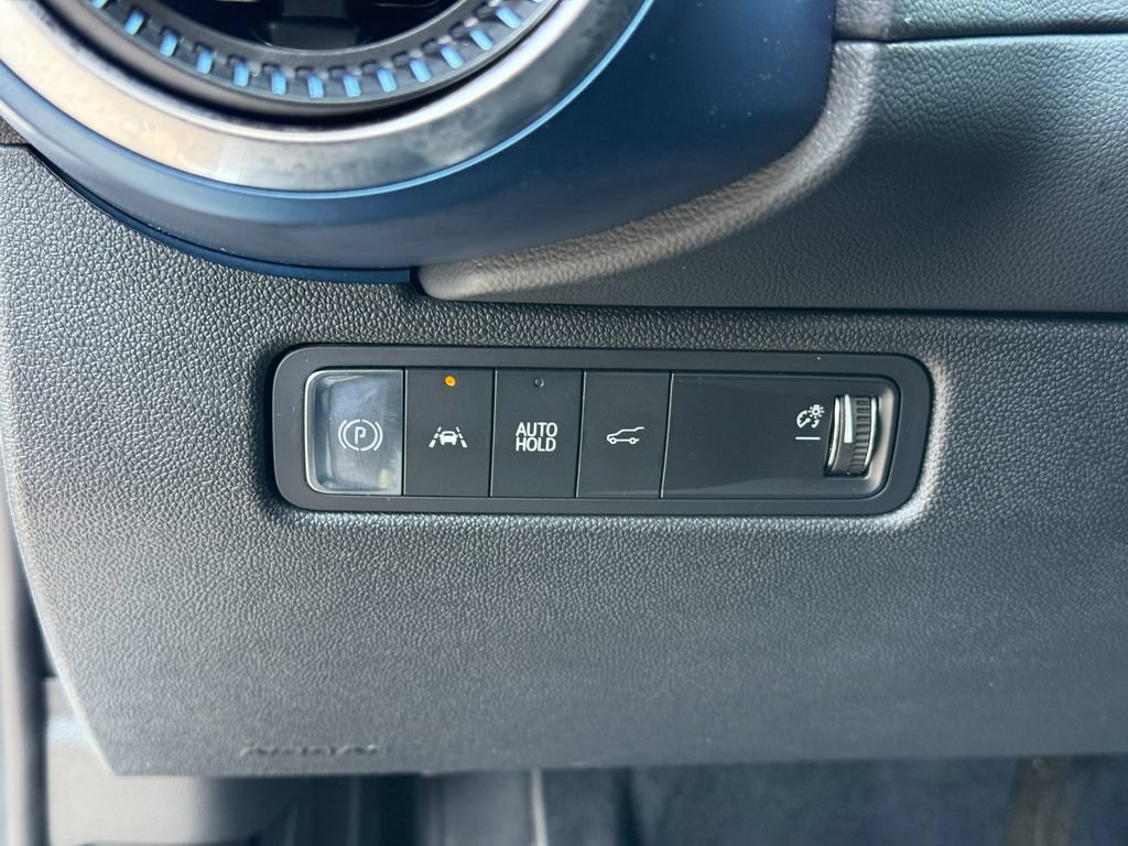 Used 2024 Chevrolet Equinox EV LT FWD image 25