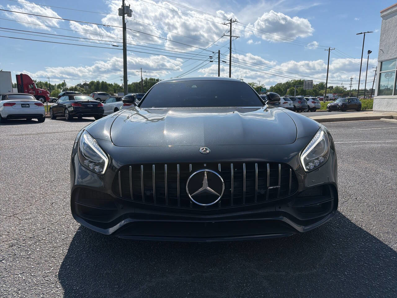 Used 2018 Mercedes-Benz AMG GT Coupe image 2