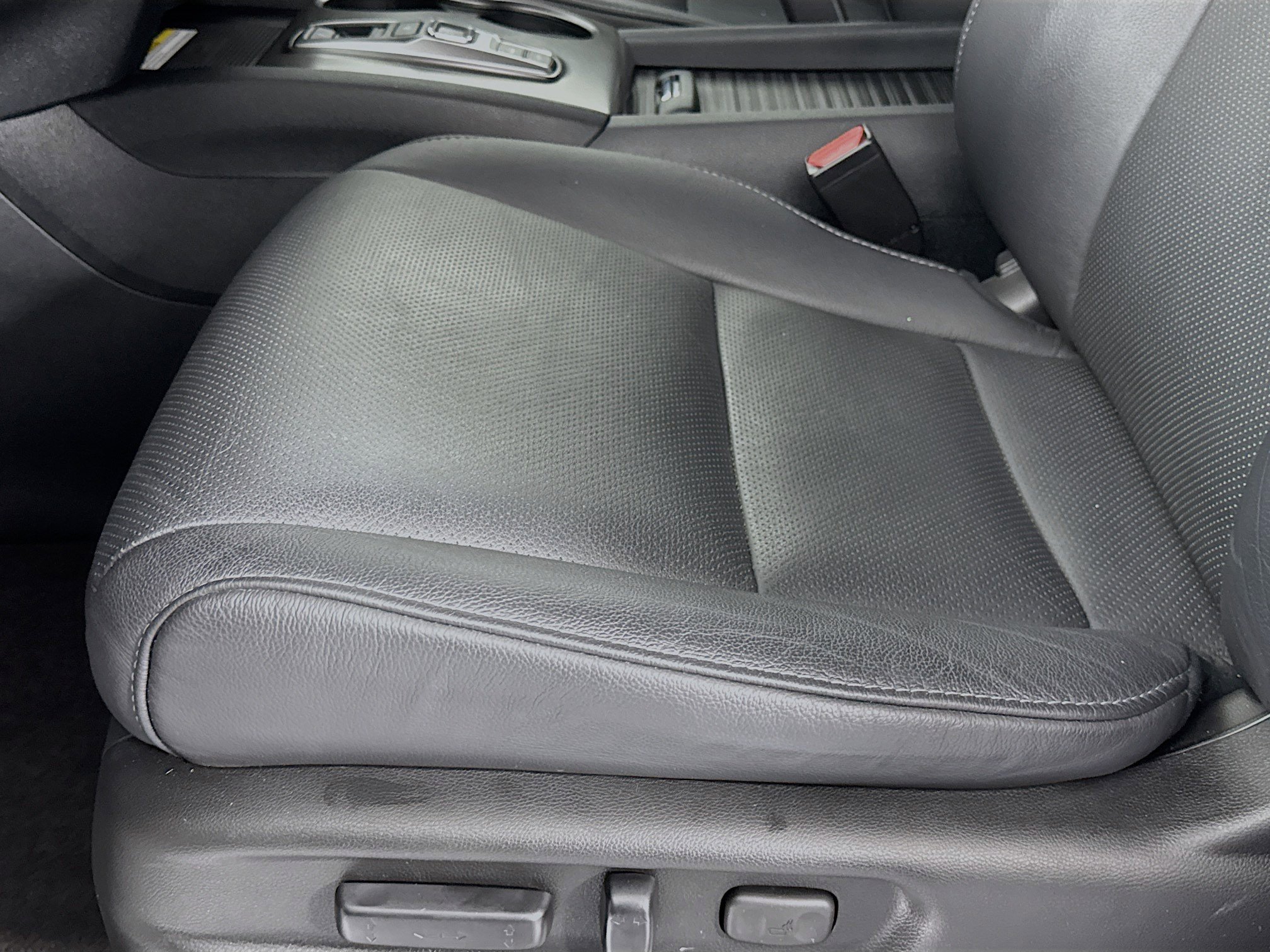 Certified 2023 Honda Passport EX-L image 18
