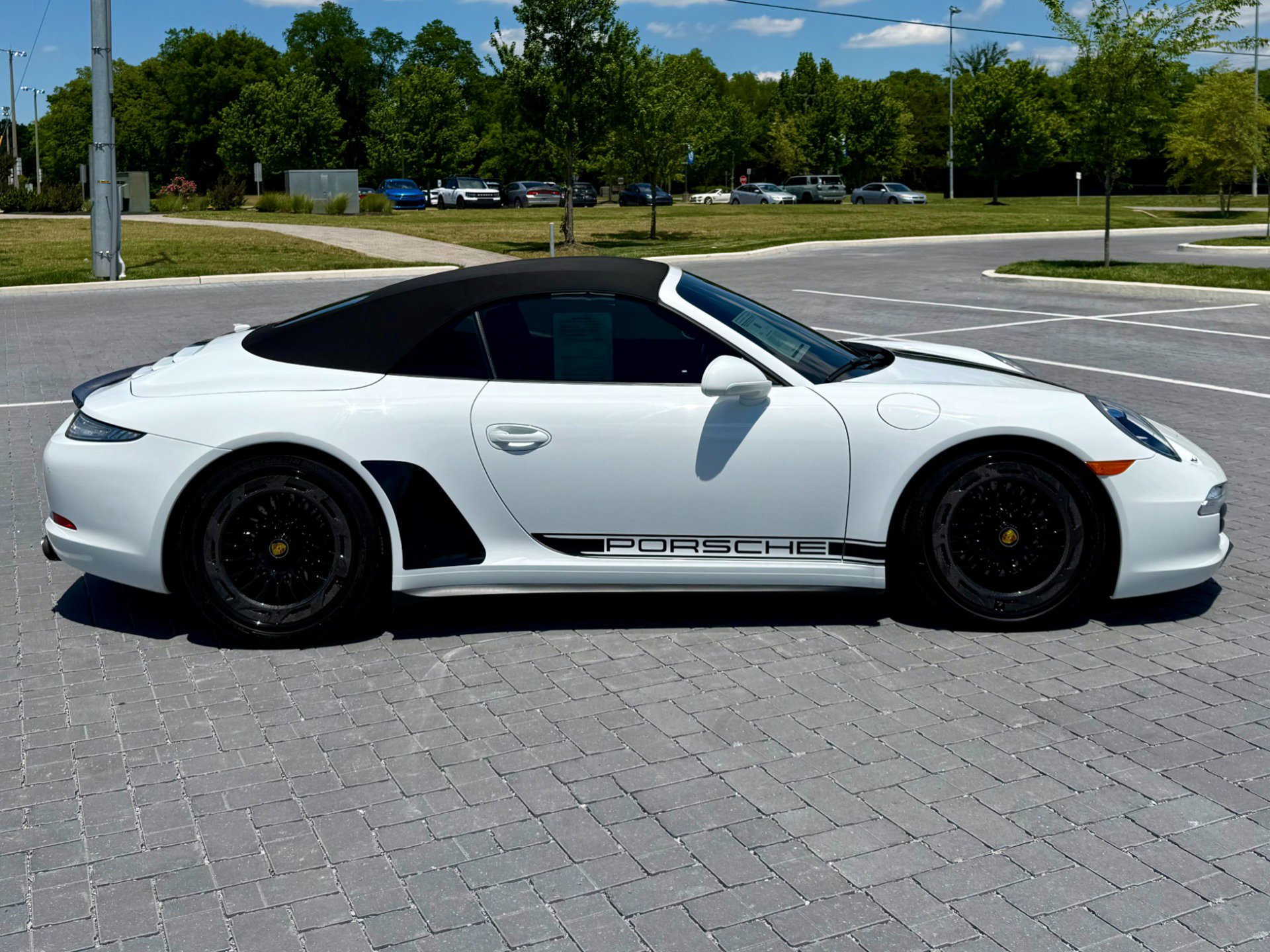 Used 2014 Porsche 911 Carrera 4 AWD/4WD image 10