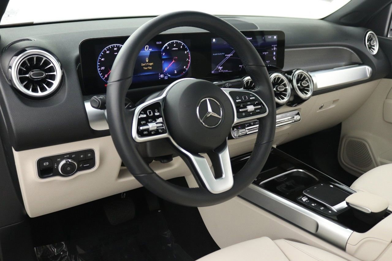 Certified 2022 Mercedes-Benz GLB 250 image 17