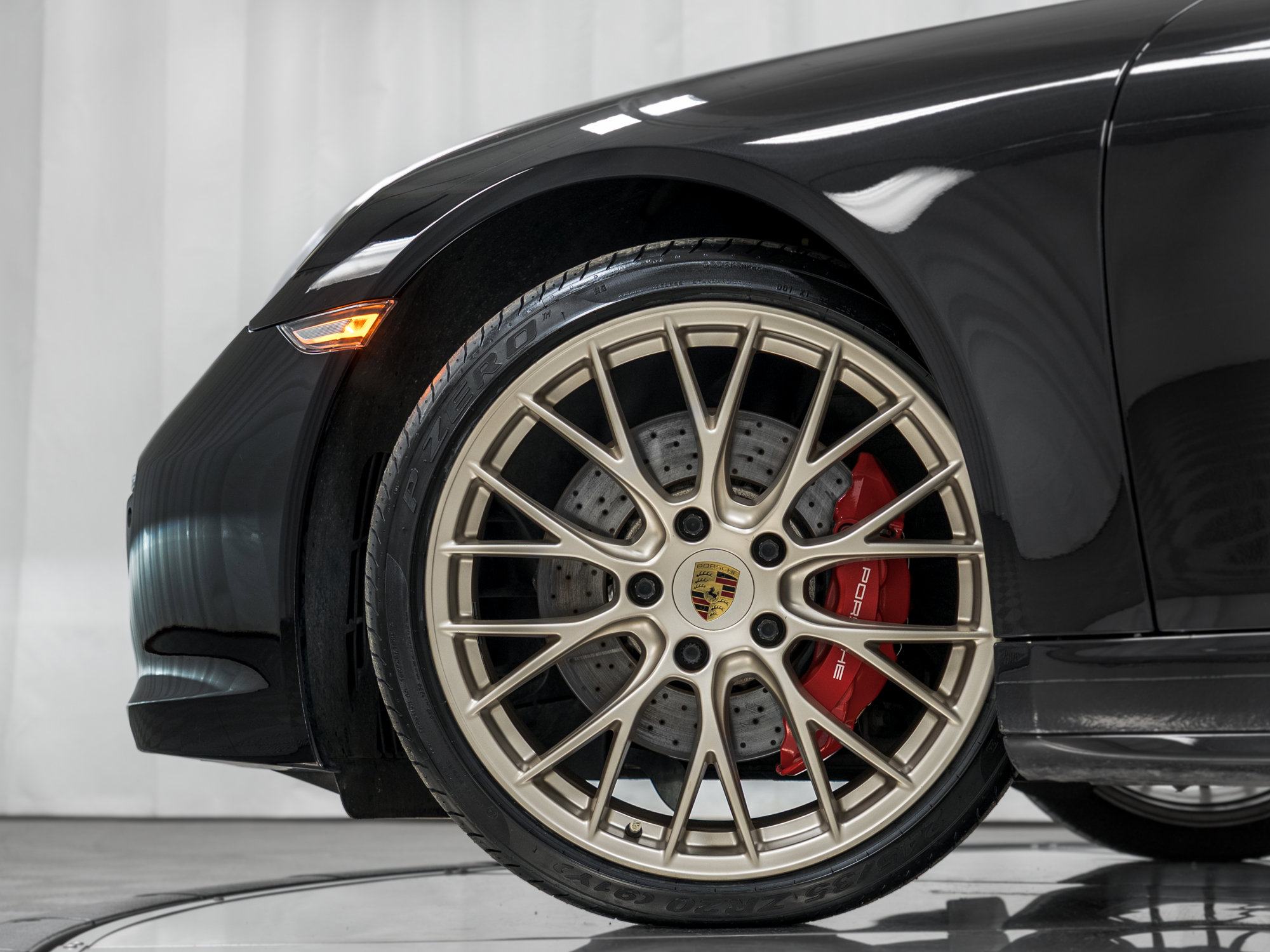 Certified 2019 Porsche 911 Targa 4 GTS image 43