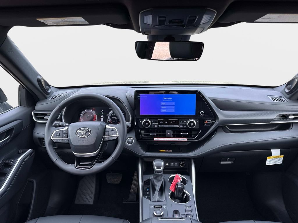 Used 2026 Toyota Highlander XSE image 17