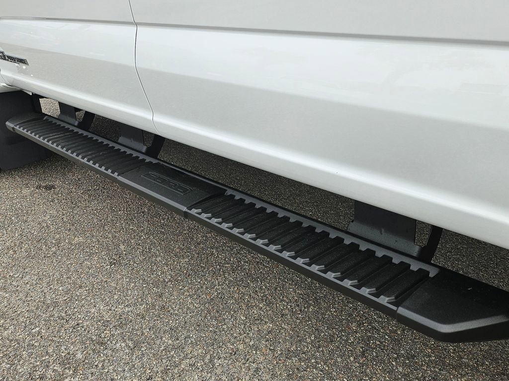 New 2026 Ford F450 XLT w/ 360-Degree Camera Package AWD/4WD image 28