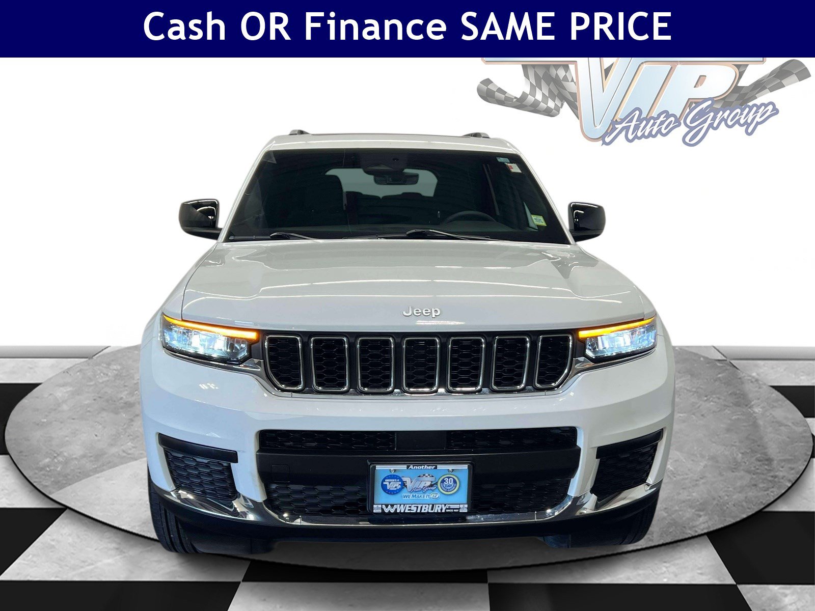 Used 2025 Jeep Grand Cherokee L Laredo AWD/4WD image 4