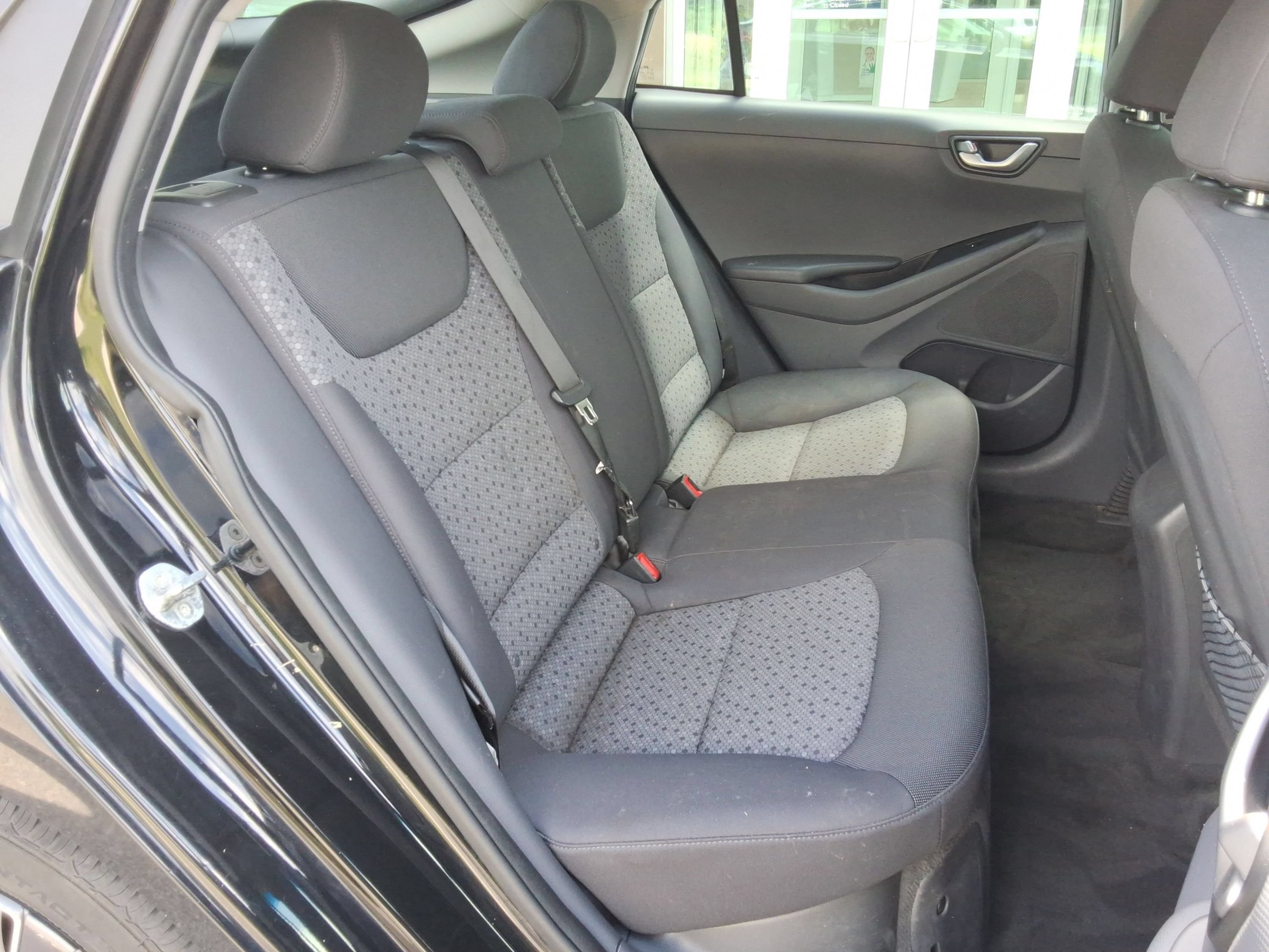 Used 2019 Hyundai Ioniq Blue FWD image 32