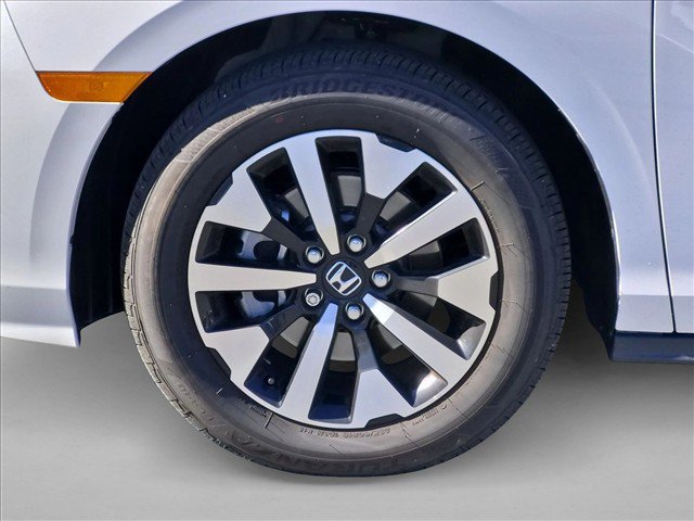 Certified 2026 Honda Odyssey EX-L image 9