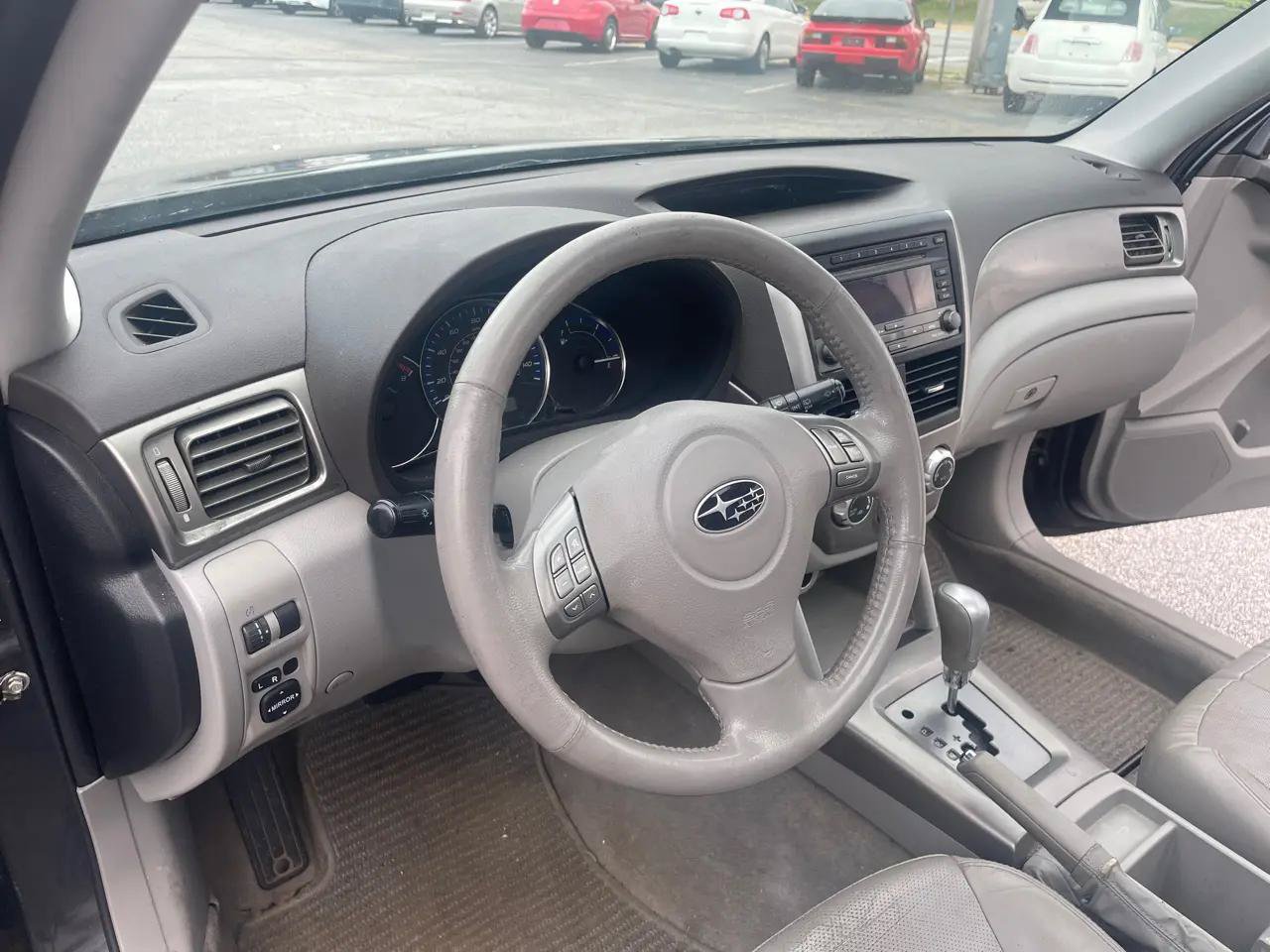 Used 2010 Subaru Outback 2.5i Limited w/ Popular Equipment Group 2A AWD/4WD image 10