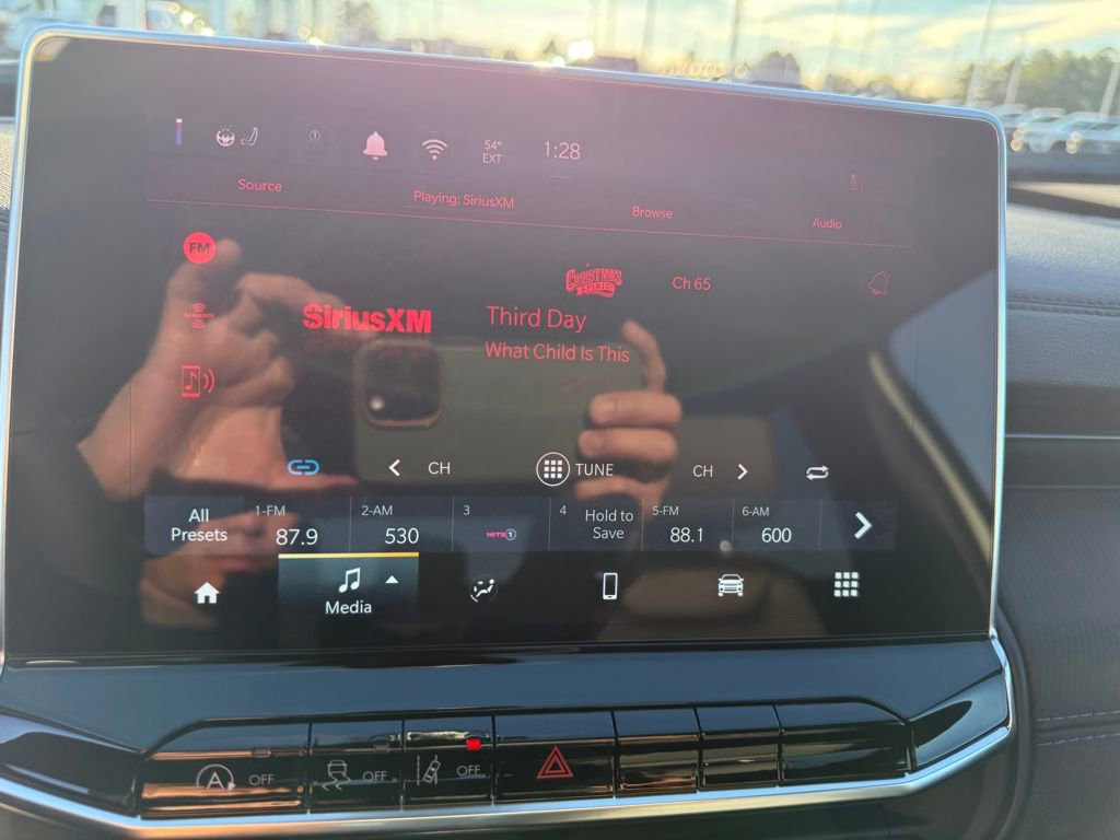 New 2026 Jeep Compass Latitude image 19